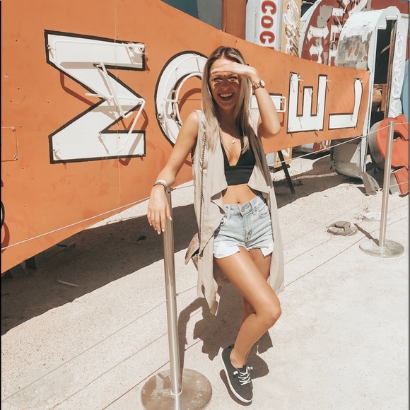 MATTESON • Trench Vest - Picture 2 of 7